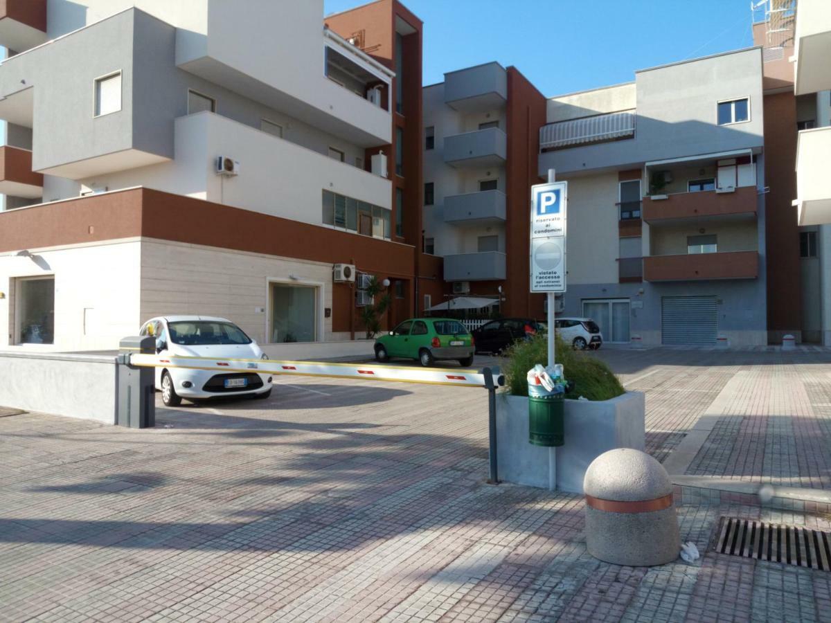 La Veranda Sul Mare Монополи Экстерьер фото